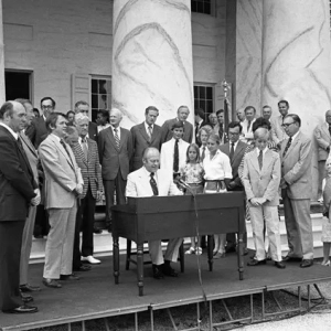 1975, Part 10: Gerald Ford Pardons Robert E. Lee (LIVE DEBATE)