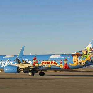 "The Dubs" Disney & Travel Podcast #490 - Walt Disney World News and Tips for Reducing Anxiety at the Airport & Plane