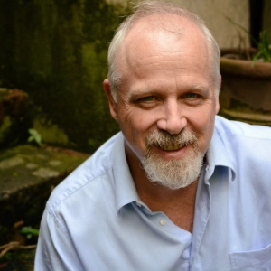040: Sustainable, Responsible and Impact (SRI) Investing with Marc de Sousa-Shields