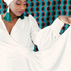 S5 E8: Le mois des héroïnes:  LE FOULARD, UNE HISTOIRE AFRICAINE!