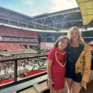 "The Dubs" Disney & Travel Podcast #465 - Paris, London and Taylor Swift with The Lee's