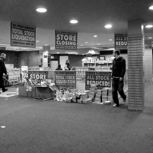 Podcast Episode 238: Borders Closing & Jmanga.com Opening