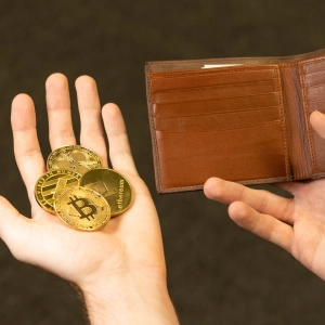 This Argentine "university" was actually a crypto ponzi scheme