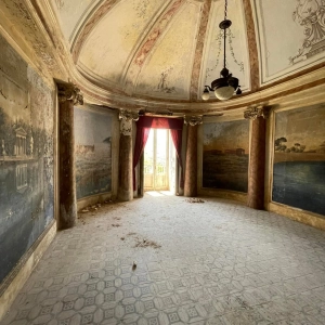 Ep. 28: How To Renovate a Home in Italy