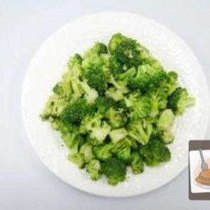 Brócoli aliñado.