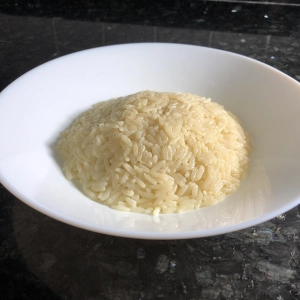 Arroz blanco en 5 minutos.