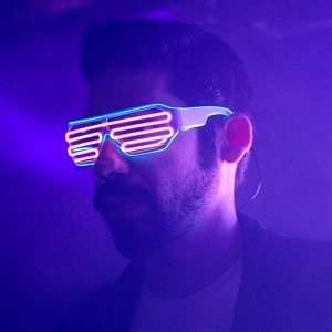 Retrowave / Synthwave / Dreamwave / Outrun Electro - Radio Caprice